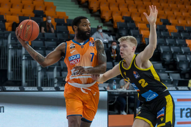 经历激励着 经历激励着