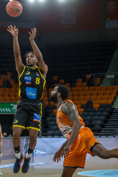 方面表现尤 方面表现尤